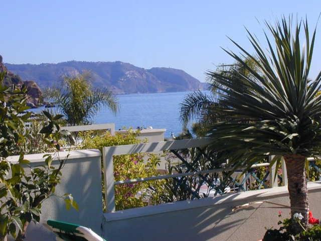 Nerja 1ª Linea De Playa De Burriana , Terraza Grande Al Mar Lejlighed Eksteriør billede